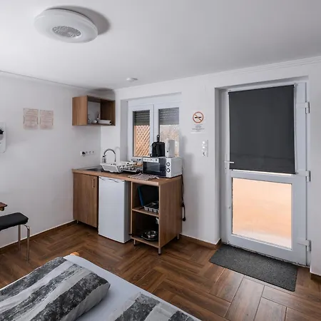 Chill House Apartment Orfu Exterior photo